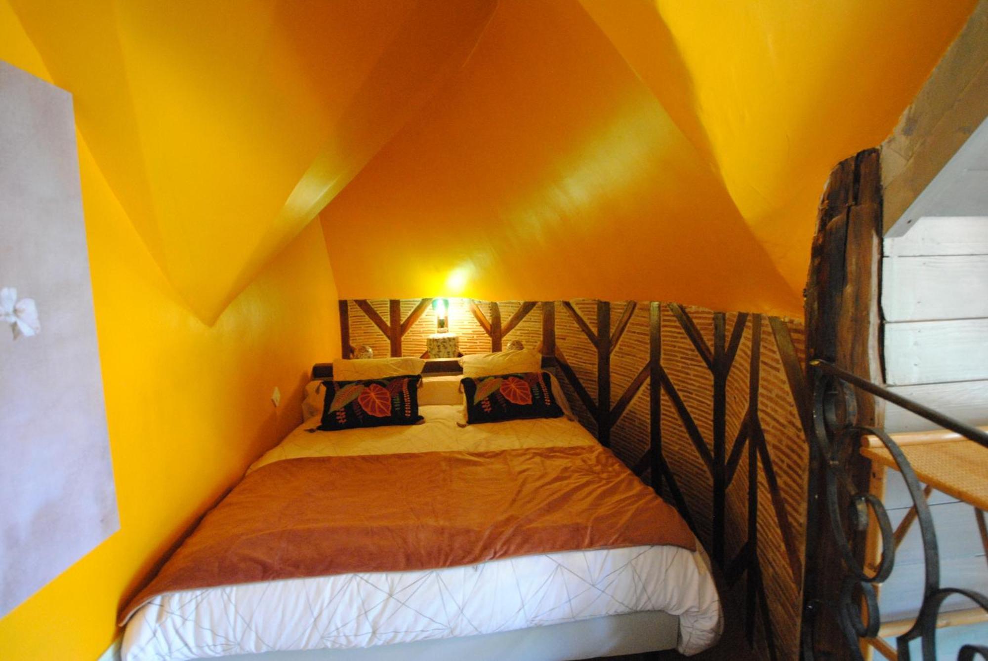 Le Grand Logis - Guest House - Bed And Breakfast Marchais  Pokoj fotografie